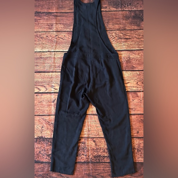 Le Lis Black Jumpsuit Front Zipper Size Small - Picture 3 of 13